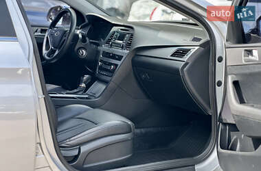 Седан Hyundai Sonata 2015 в 