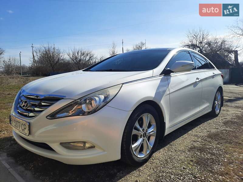 Седан Hyundai Sonata 2011 в Карлівці