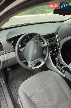 Седан Hyundai Sonata 2013 в 