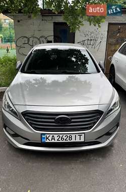 Седан Hyundai Sonata 2015 в Киеве