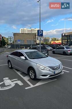 Седан Hyundai Sonata 2015 в Киеве
