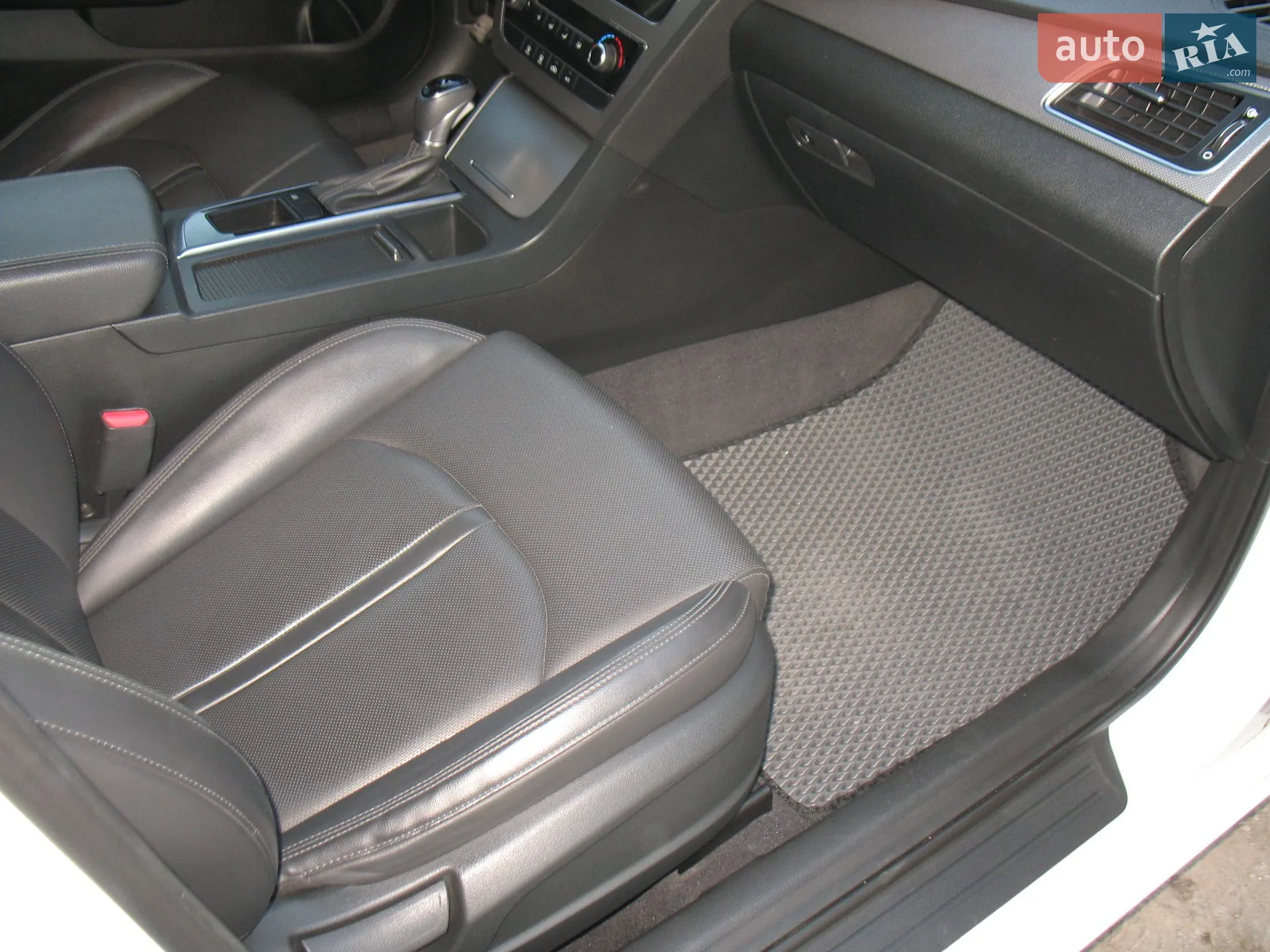 2016 Hyundai Sonata - мініатюра 14