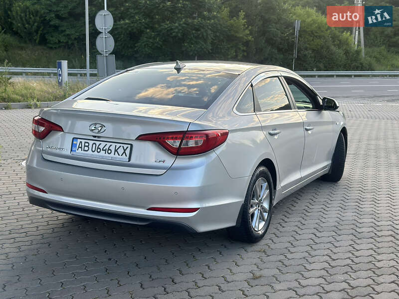 Седан Hyundai Sonata 2015 в Могилев-Подольске