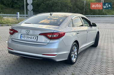 Седан Hyundai Sonata 2015 в 