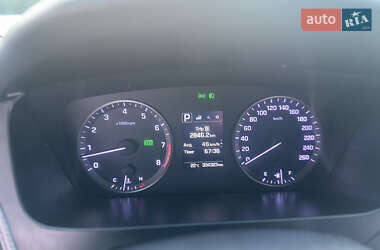 Седан Hyundai Sonata 2015 в 