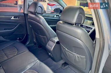 Седан Hyundai Sonata 2015 в 