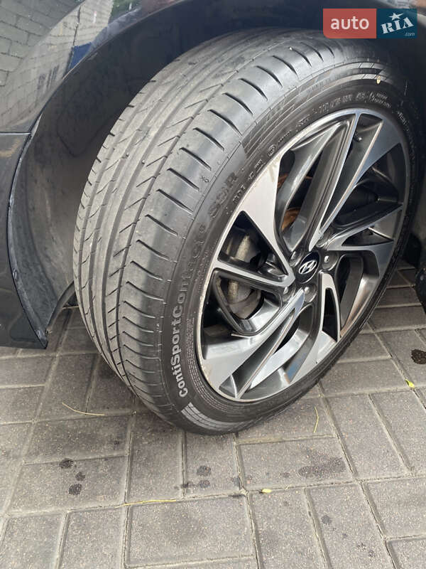Седан Hyundai Sonata 2015 в Києві