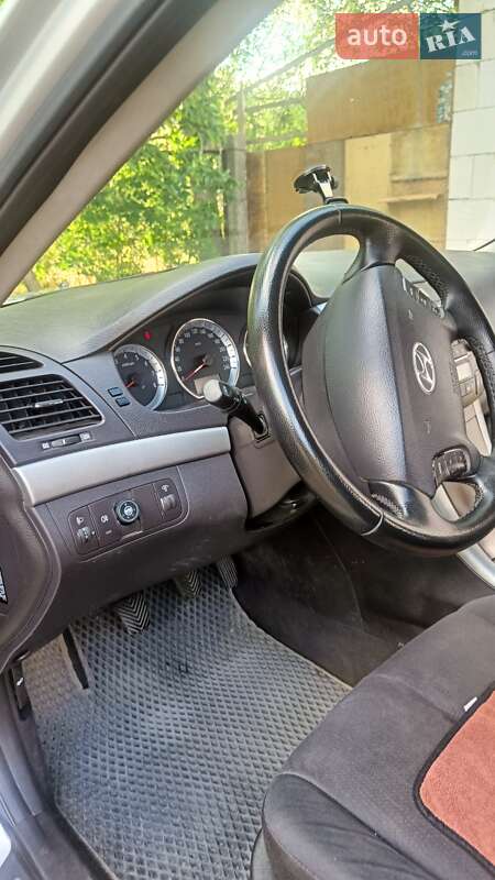 Седан Hyundai Sonata 2008 в Богуславі
