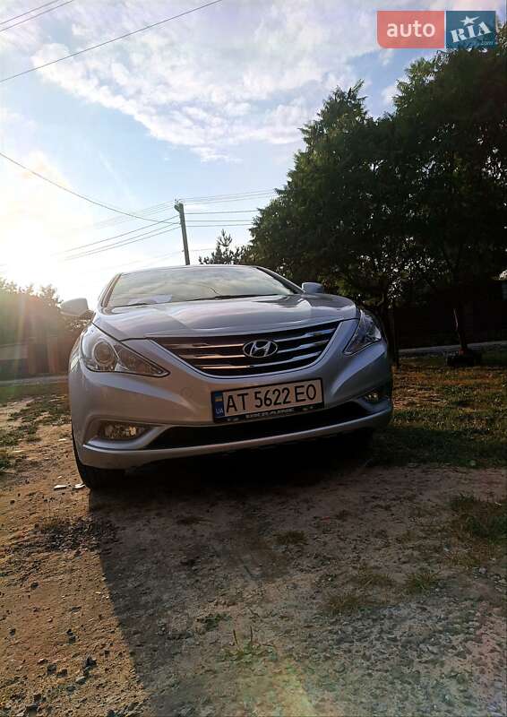 Hyundai Sonata 2012