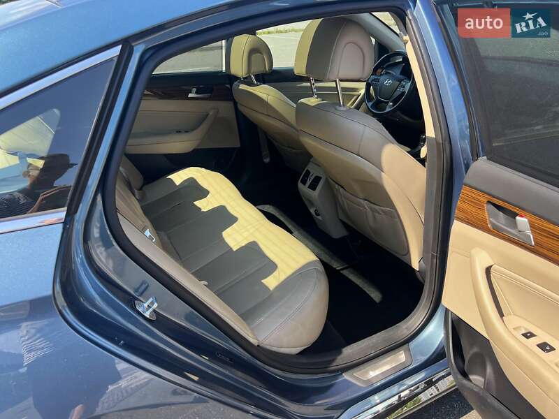 Седан Hyundai Sonata 2015 в Києві