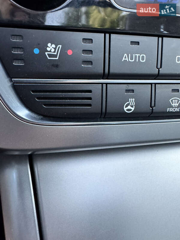 Седан Hyundai Sonata 2014 в Одесі