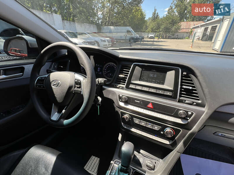 Седан Hyundai Sonata 2017 в Киеве