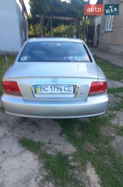Седан Hyundai Sonata 2004 в Бродах