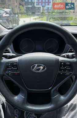 Седан Hyundai Sonata 2015 в 