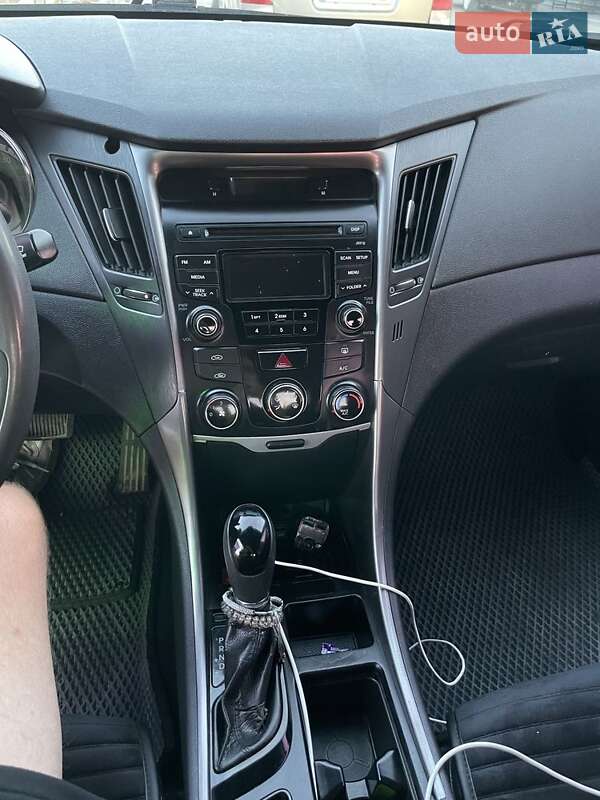 Седан Hyundai Sonata 2013 в Бережанах