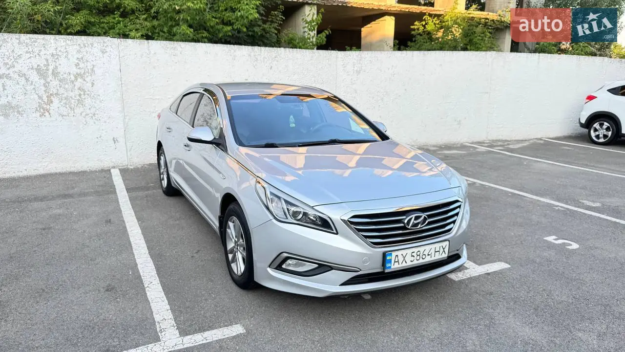 2015 Hyundai Sonata - мініатюра 12
