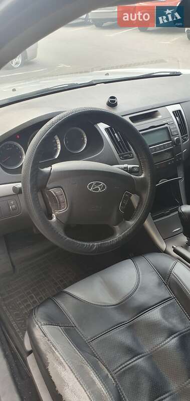 Седан Hyundai Sonata 2009 в Киеве