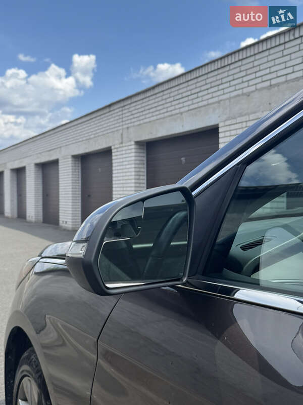Седан Hyundai Sonata 2015 в Ирпене