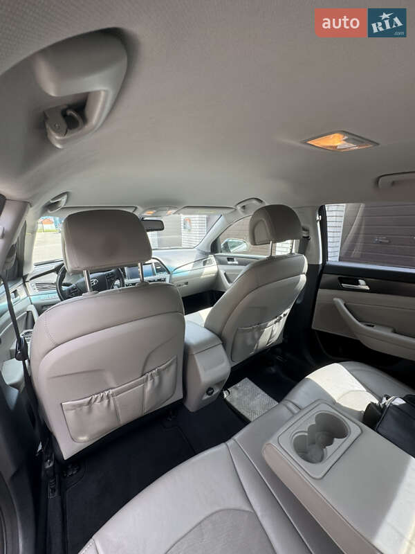 Седан Hyundai Sonata 2015 в Ирпене