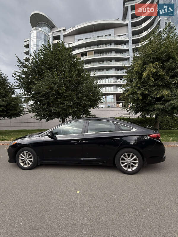 Седан Hyundai Sonata 2018 в Киеве