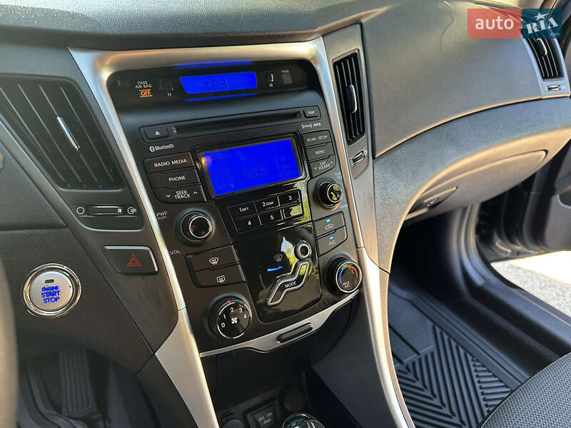 Седан Hyundai Sonata 2013 в Одессе