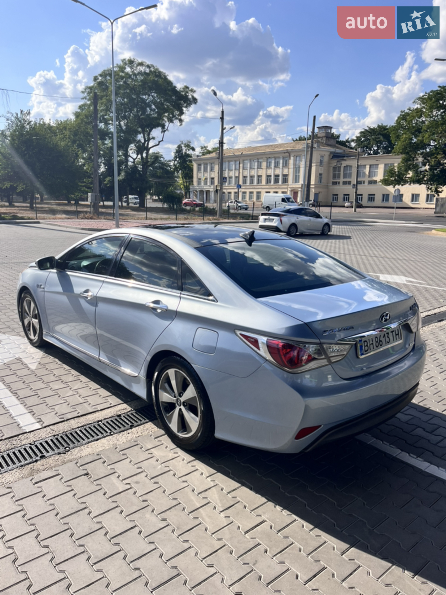 2011 Hyundai Sonata - мініатюра 16