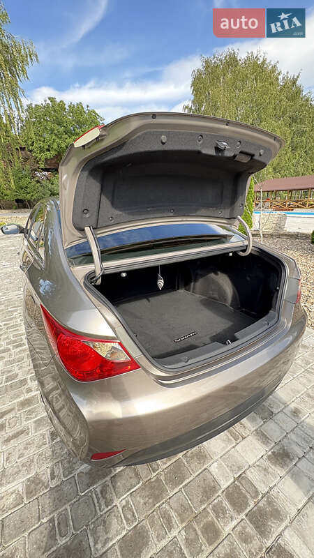 Седан Hyundai Sonata 2013 в Каменец-Подольском