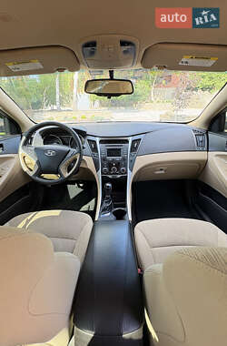 Седан Hyundai Sonata 2013 в Каменец-Подольском