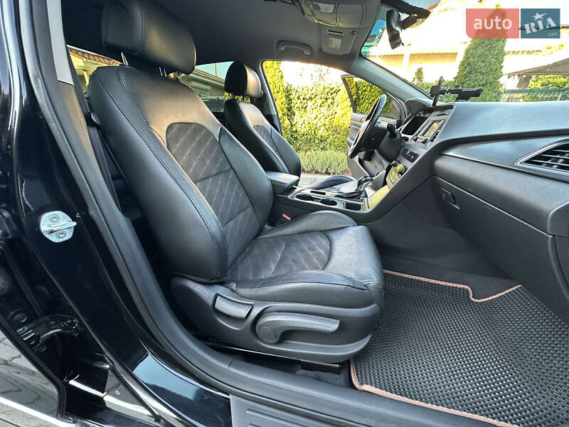 Седан Hyundai Sonata 2015 в Одессе