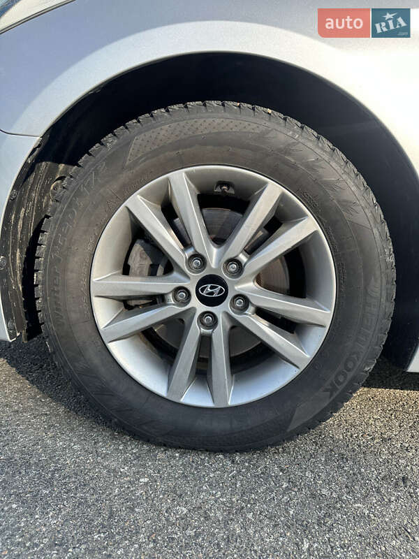Седан Hyundai Sonata 2014 в Білогородці