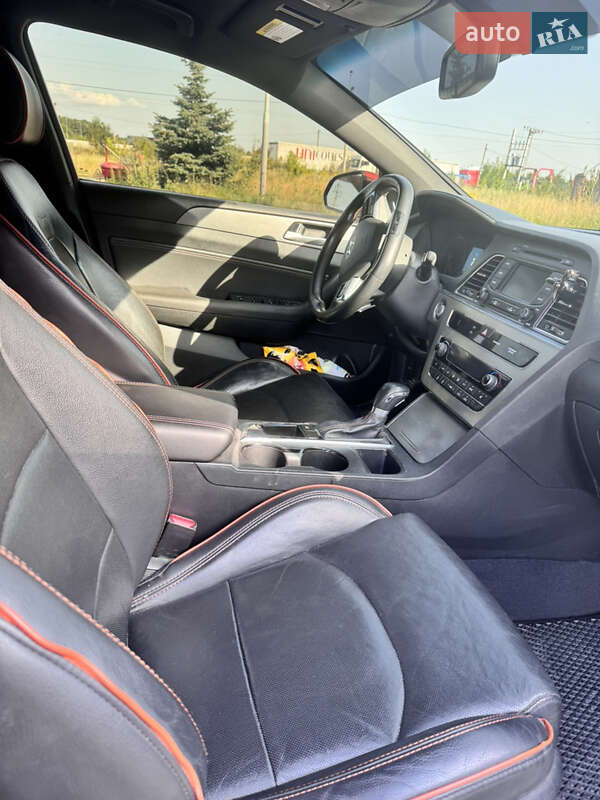 Седан Hyundai Sonata 2015 в Вінниці