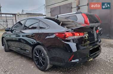 Седан Hyundai Sonata 2017 в 