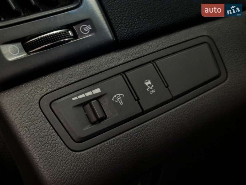 Седан Hyundai Sonata 2014 в Миколаєві