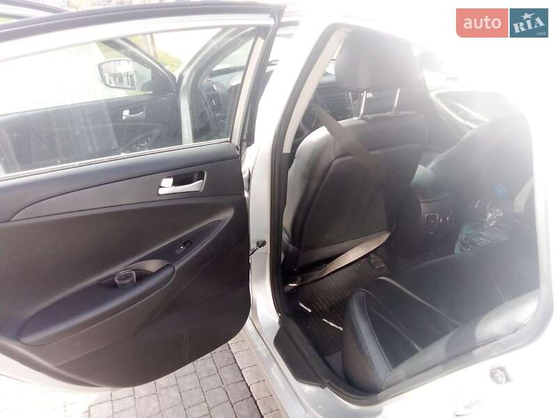 Седан Hyundai Sonata 2013 в Києві