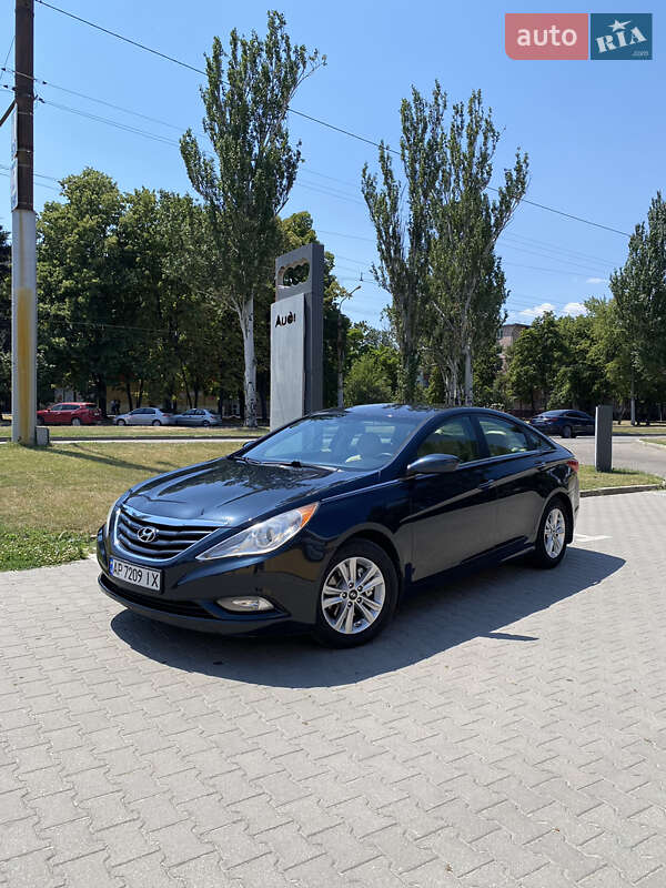 Hyundai Sonata 2012