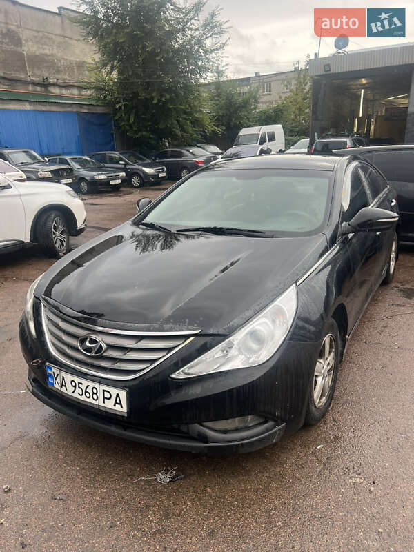 Hyundai Sonata 2012