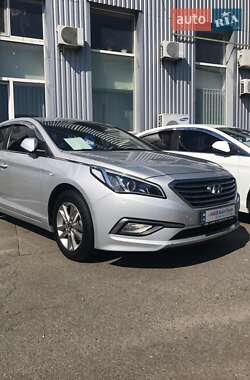 Седан Hyundai Sonata 2017 в Киеве