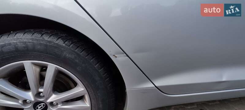 Седан Hyundai Sonata 2015 в Києві