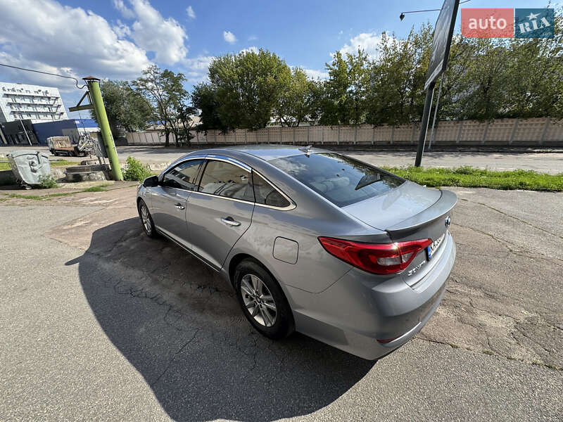 Седан Hyundai Sonata 2016 в Києві