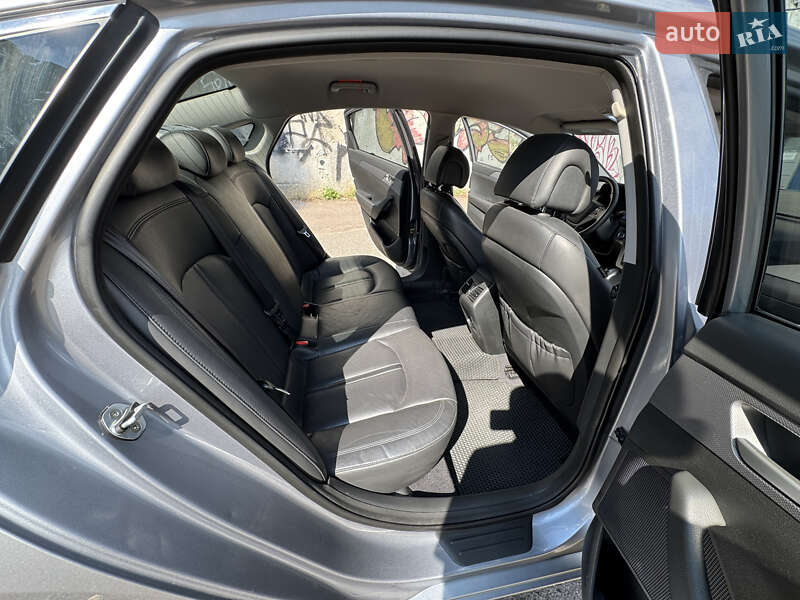 Седан Hyundai Sonata 2016 в Києві