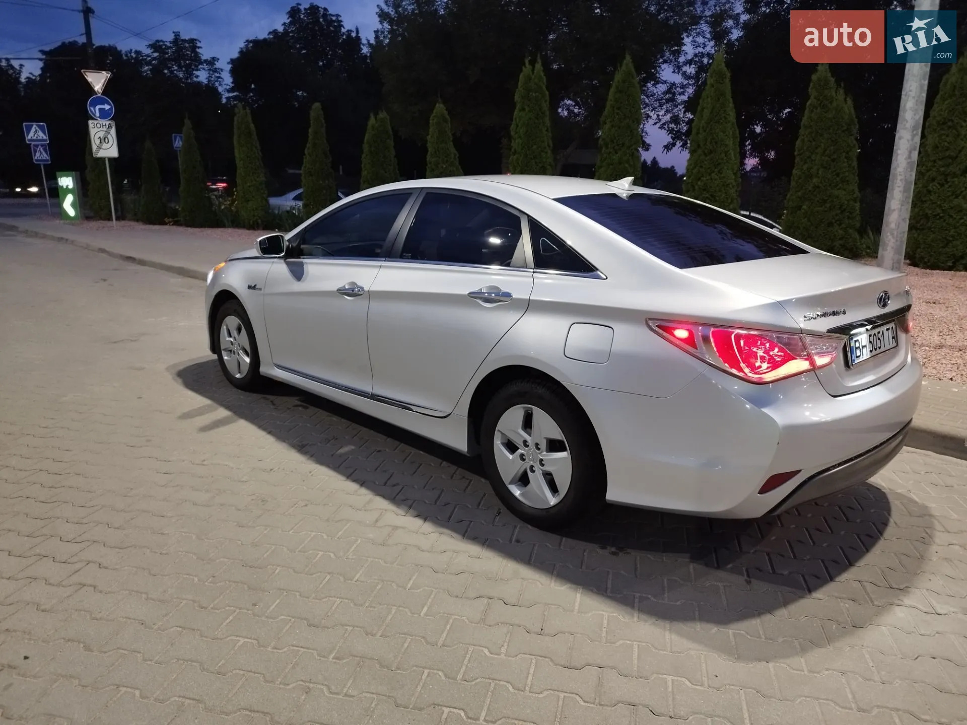 2012 Hyundai Sonata - мініатюра 2