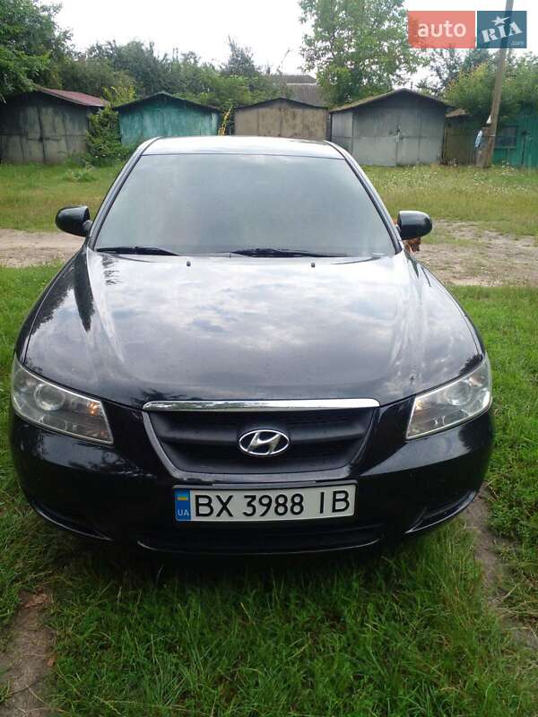 Седан Hyundai Sonata 2006 в Славуте