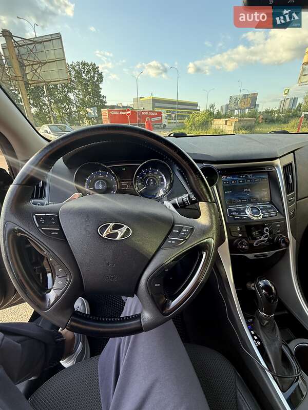 Седан Hyundai Sonata 2013 в Києві