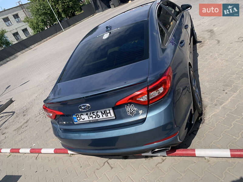 Седан Hyundai Sonata 2016 в Львове