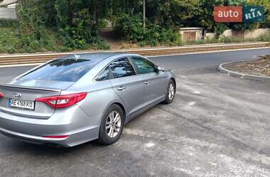 Седан Hyundai Sonata 2016 в  фото 11 Седан Hyundai Sonata 2016 в