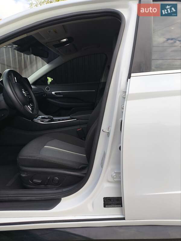 Седан Hyundai Sonata 2019 в Києві фото 2 Седан Hyundai Sonata 2019 в Києві