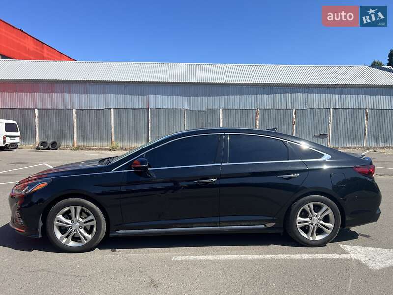 Седан Hyundai Sonata 2018 в Одессе