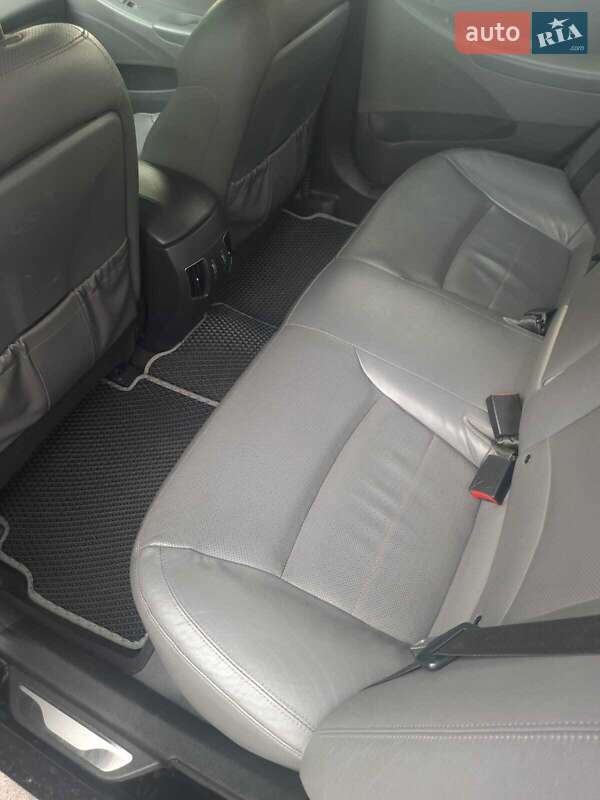 Седан Hyundai Sonata 2013 в Харкові