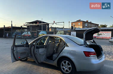 Седан Hyundai Sonata 2005 в Шепетовке