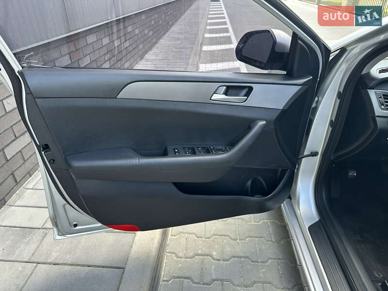 Седан Hyundai Sonata 2015 в Києві